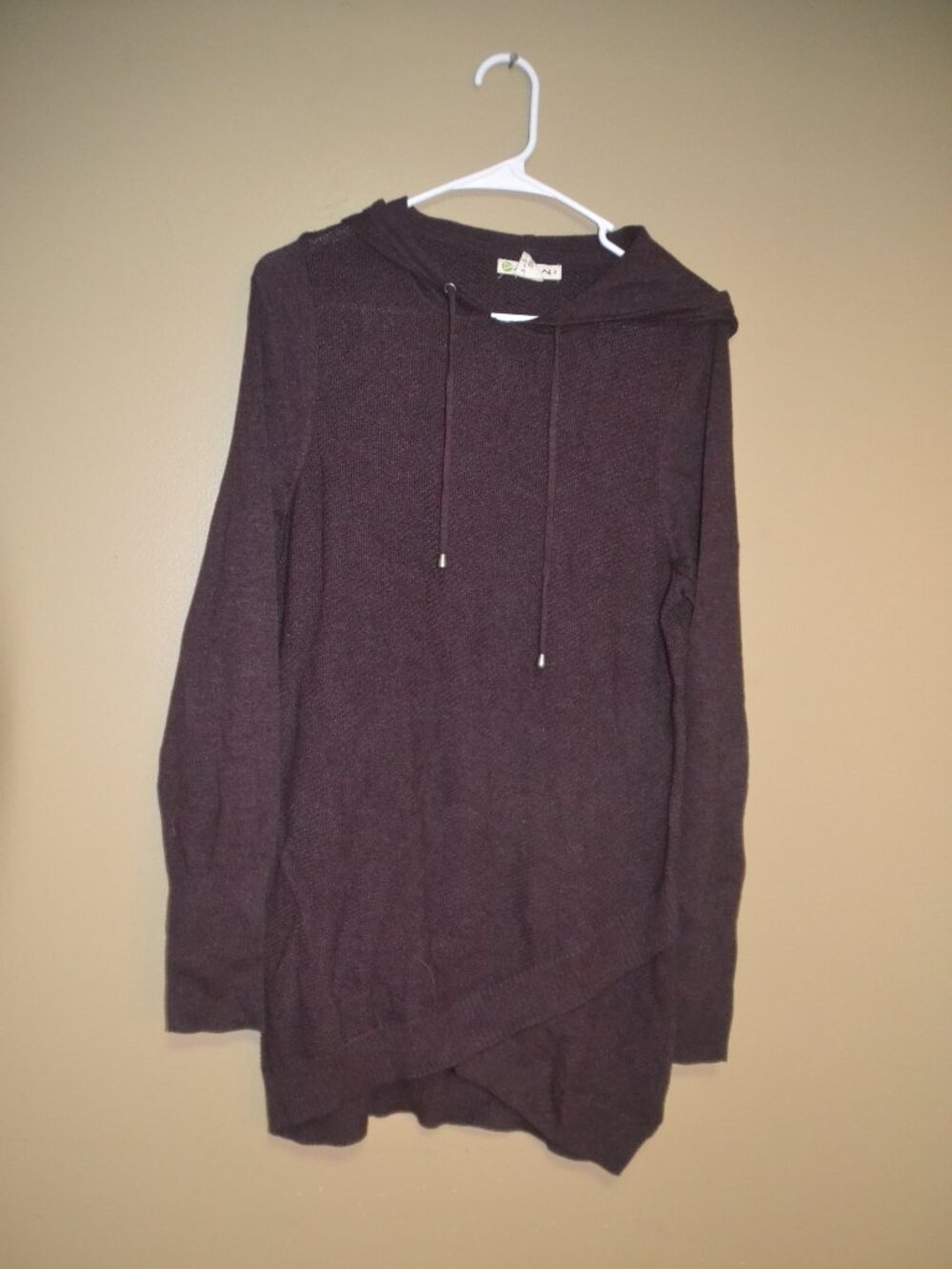 Dakini Maroon Pullover Hoodie
